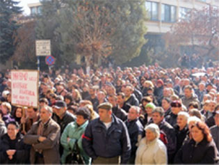 BANORËT E JUGUT TË SERBISË „ZGJEDHIN PUNË“