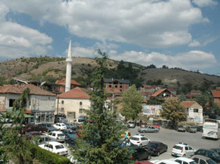 KRYQI I KUQ DHE QYTETARËT E PRESHEVËS MBLEDHIN NDIHMA