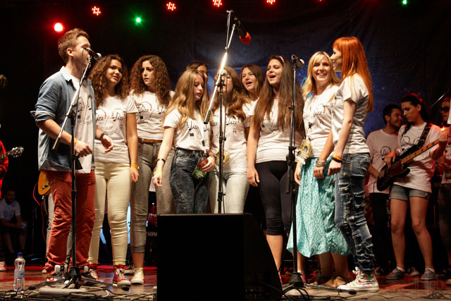 НИШВИЛ – ЕВРОПСКО ЛИЦЕ СРБИЈЕ: САРАДЊА СА МЛАДИМА ИЗ БУЈАНОВЦА