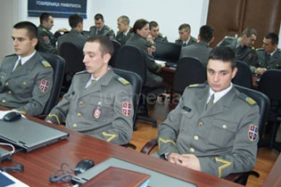 ОТВОРЕНИ КОНКУРСИ ЗА ВОЈНЕ ШКОЛЕ