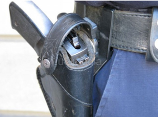 FTESË PËR DORËZIMIN E ARMËVE DHE MUNICIONIT