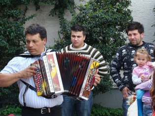 ДАНАС ЈЕ СВЕТСКИ ДАН РОМА