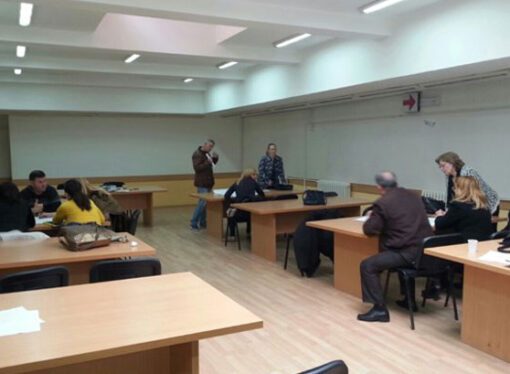 TAKIMET E ARSIMTARËVE ME PËRFAQËSUESIT E INSTITUCIONEVE