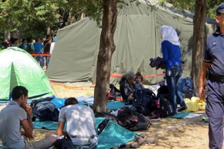 SËSHPEJTI FILLON MBLEDHJA E NDIHMAVE PËR EMIGRANTËT NË PRESHEVË