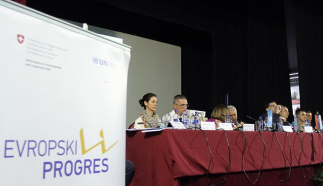 ЗА ГОДИНУ ДАНА ПОРШКА РАЗВОЈУ ОПШТИНА КРОЗ ВИШЕ ОД 80 ПРОЈЕКАТА