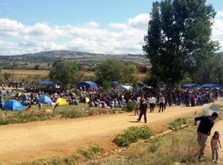 ПОКРЕНУТА ХУМАНИТАРНА АКЦИЈА ЗА ПОМОЋ МИГРАНТИМА