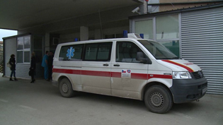 ТЕШКА САОБРАЋАЈНА НЕСРЕЋА КОД ВРАЊА – СУДАР АУТОБУСА СА АЗИЛАНТИМА И КАМИОНА