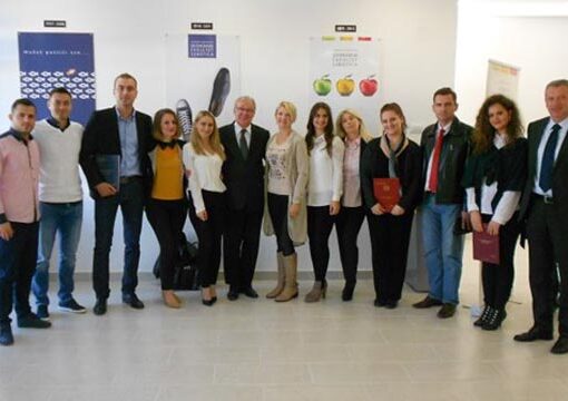 PROMOVIMI I TË DIPLOMUARVE NË FAKULTETIN EKONOMIK NË BUJANOC