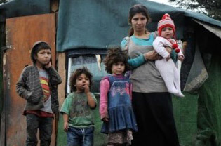 ОРГАНИЗАЦИЈА ЗА РАЗВОЈ И ДЕМОКРАТИЈУ БУЈАНОВАЦ ОРГАНИЗУЈЕ ЕДУКАЦИЈУ О ДИСКРИМИНАЦИЈИ РОМКИЊА