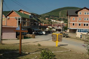 ВОЈСКА ДЕЛИЛА ПОМОЋ У СТУБЛИ