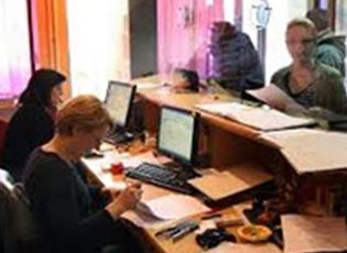 SPORTELET PREJ QERSHORIT SHKOJNË NË HARRESË