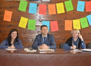 ARSIQ TË RINJËVE: QË SËBASHKU T`A RREGULLOJMË MEDVEGJËN!