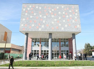 FILLON PARAQITJA E KANDIDATËVE NË PROGRAMET STUDIMORE TË FAKULTETIT EKONOMIK TË SUBOTICËS NË BUJANOC