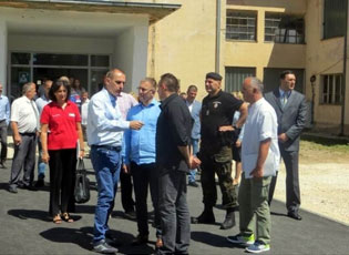 EMIGRANTËT EDHE MË TEJ E SHFRYTZOJNË “RUTËN BALLKANIKE”