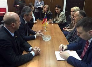 MINISTRI I ARSIMIT KA VIZITUAR BUJANOCIN