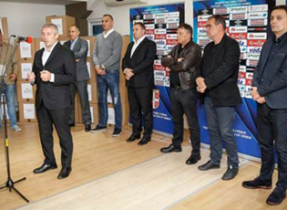 FFS KA DHURUAR PAJISJE KLUBEVE TË FEDERATAVE KOMUNALE TË FUTBOLLIT NË RAJONIN JUGLINDOR