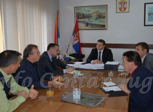 MINISTRI I MINIERAVE DHE ENERGJETIKËS VIZITOI MEDVEGJËN