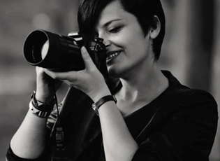 FLUTRA ALIU NGA BUJANOCI NË EKSPOZITË