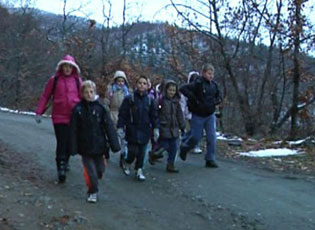 LOCAL SELF-GOVERNMENT IN PRESEVO FUNDS THE TRANSPORTATION OF STUDENTS WHO WALK TO AND FROM SCHOOL