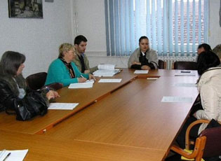 GRATË E BUJANOCIT TË SHTUNËN DO TË BISEDOJNË RRETH DHUNËS NË FAMILJE