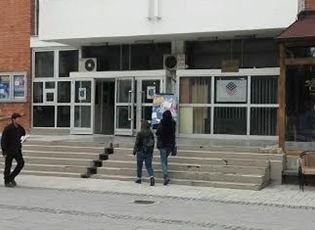 NË SHTËPINË E KULTURËS NË BUJANOC SHFAQJET TEATRALE, FILMAT, VEZËT E PASHKËVE