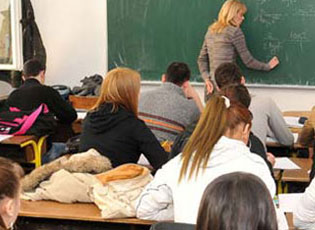 IT COMPULSORY SCHOOL SUBJECT, OPTIONAL SCHOOL SUBJECTS TO BE ABOLISHED