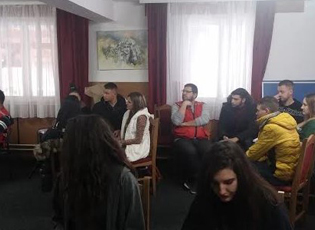 VULLNETARËT E KRYQIT TË KUQ KANË PËRFUNDUAR TRAJNIMIN PËR DHURIMIN VULLNETAR TË GJAKUT