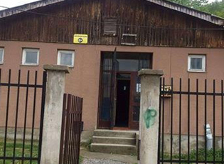 MUHOVCI KA MARRË SPORTELIN POSTAR