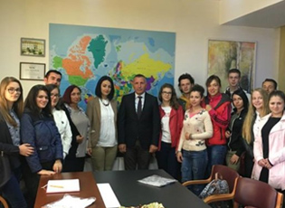 MAYOR KAMBERI TALKED WITH SECONDARY SCHOOL STUDENTS FROM BUJANOVAC