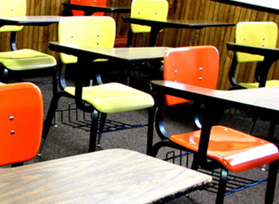 УВОЂЕЊЕ МИГРАНАТА У ШКОЛСКИ СИСТЕМ СРБИЈЕ ДАЈЕ ПОЗИТИВНЕ РЕЗУЛТАТЕ