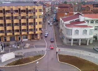 PRESEVO GETS THE THEATER