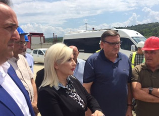 60 МИЛИОНА ЕВРА ЗА ИНФРАСТРУКТУРУ ЈУЖНЕ И ЈУГОИСТОЧНЕ СРБИЈЕ