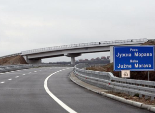 СРПСКА КУЋА – ЛЕВОСОЈЕ КАСНИ ЗБОГ ЈУЖНЕ МОРАВЕ