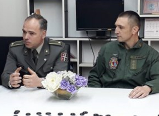 PROMOVIMI I SHKOLLAVE USHTARAKE