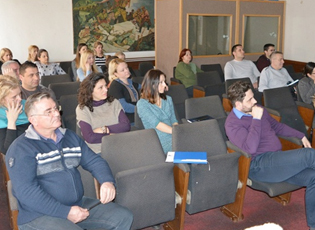 КОМУНИКАЦИЈА, ОБЛАЧЕЊЕ И ОСМЕХ ВАЖНЕ КАРИКЕ ЗА ИМИЏ ЛОКАЛНЕ САМОУПРАВЕ