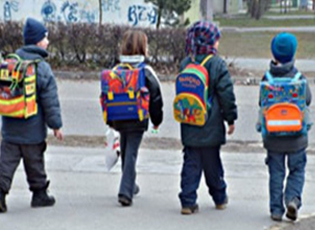 УПИС ПРВАКА У ШКОЛУ ПОЧИЊЕ 2. АПРИЛА