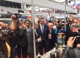 ПРИВРЕДНИЦИ СА ЈУГА СРБИЈЕ НА САЈМУ У ПРИШТИНИ