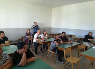 CERTIFICATES THAT ENABLE ROMA TO CHOOSE NEW OCCUPATIONS ISSUED