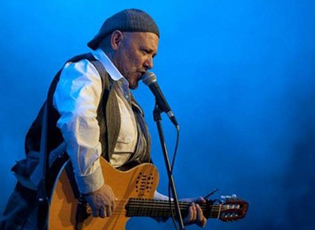 НЕША ГАЛИЈА СВИРА У МЕДВЕЂИ