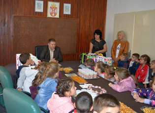 ËSHTË SHËNUAR JAVA E FËMIJËVE NË MEDVEGJË