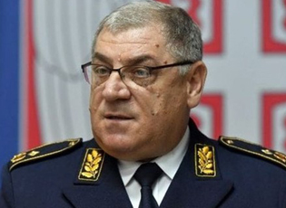 VUÇIQI KA DEKORUAR GJENERALIN STOP