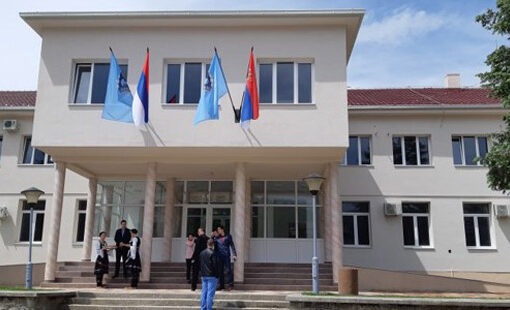 ËSHTË HAPUR NDËRTESA E RIKONSTRUKTURUAR E KOMUNËS SË MEDVEGJËS