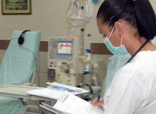 KONKURS I MINISTRISË SË SHËNDETËSISË: PUNË PËR 400 NXËNËS MË TË MIRË