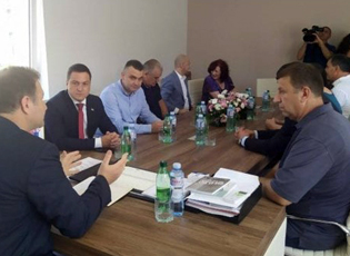 PËR MODERNIZIMIN E PUNËS SË KOMUNËS SË MEDVEGJËS 1,5 MILIONË DINARË