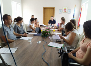 PRAKTIKA PROFESIONALE PËR NËNTË STUDENTËT E DIPLOMUAR NË VETQEVERISJEN LOKALE