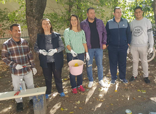 РОДИТЕЉИ У АКЦИЈИ У ОСНОВНОЈ ШКОЛИ „БРАНКО РАДИЧЕВИЋ“