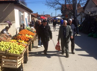 БУЈАНОВАЧКА ПИЈАЦА ПРЕПОЛОВЉЕНА ОВОГ ПОНЕДЕЉКА