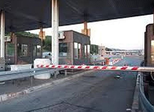 BORDERS CLOSED, LONG-DISTANCE TRAFFIC ABOLISHED