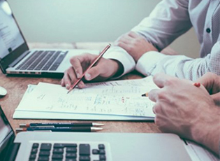 QEVERIA E SERBISË DO TË DALË ME MASA TË REJA TË NDIHMËS NË SEKTORIN PRIVAT NËSE KRIZA DO TË ZGJATË MË SHUMË SE TRE MUAJ