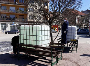 CANISTERS CONTAINING DISINFECTION AGENT PLACED IN MEDVEDJA